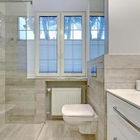 Urbannest I Swietojanska 35 36 * 格但斯克